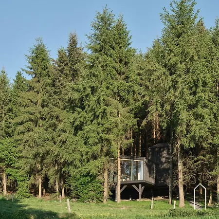 Ferienhaus Hutstuf - The Weasel&hottub Bertogne